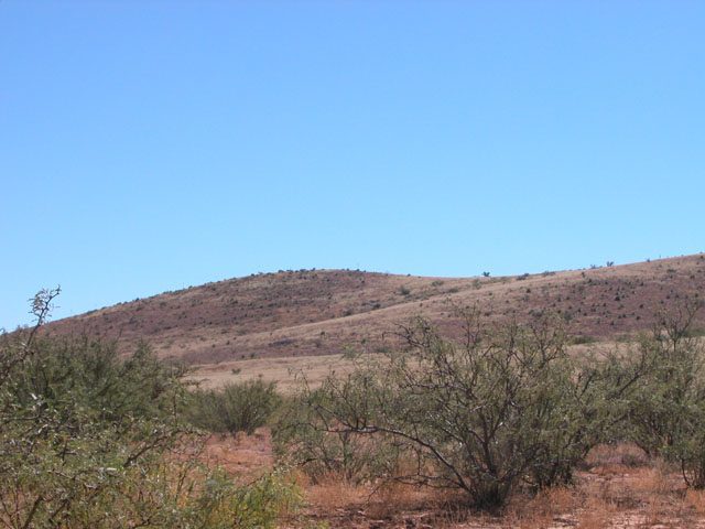 .25 Acres of Southern Arizona Land near Mountains